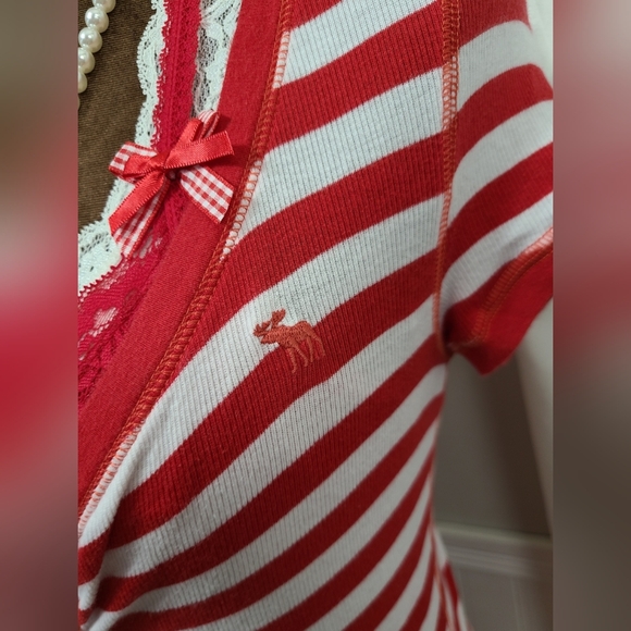 ♡ Y2K ♡ Abercrombie Red & White Striped Button Down Babydoll Henley - Picture 8 of 10